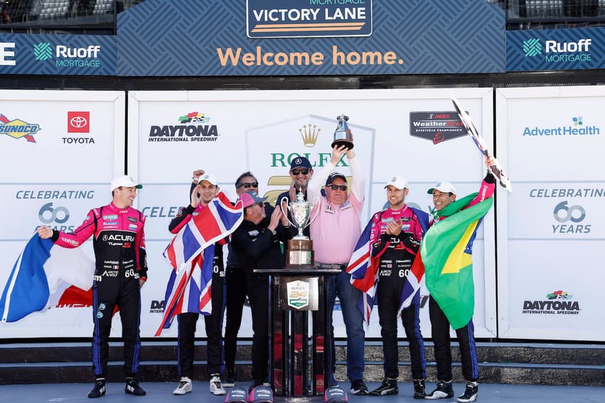 Equipe de Helio Castroneves comemora vitória em Daytona (Foto: IMSA/LAT)