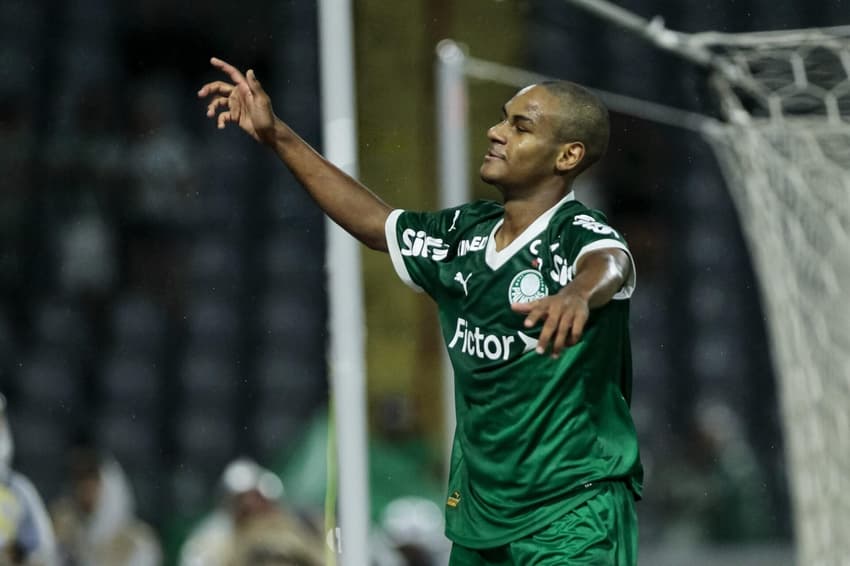 Eduardo Conceição, cria do Palmeiras (Foto: Marco Miatelo/ Agif/Gazeta Press)