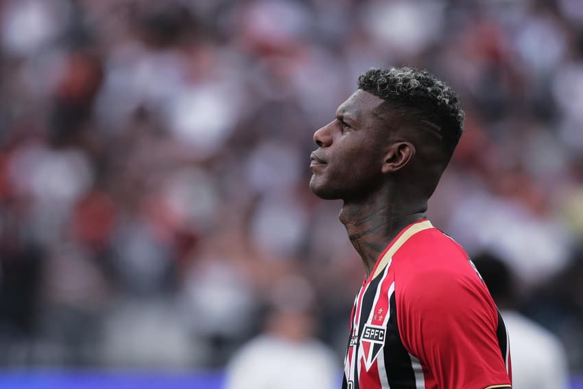 Arboleda em Corinthians x São Paulo (Foto: Ettore Chiereguini/Agif/Gazeta Press)