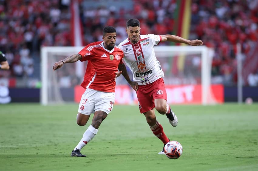 Paulinho Paula na sua estreia no Internacional