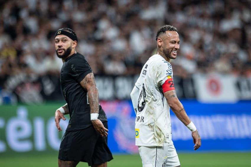 Santos e Corinthians buscam a primeira vitória em clássicos nesta temporada. (Foto: Ronaldo Barreto/TheNews2)