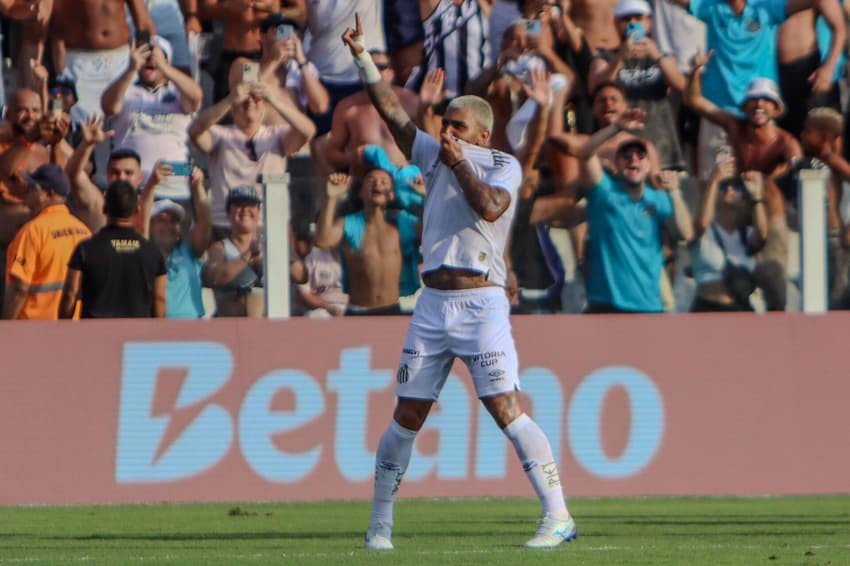Gabriel Barbosa volta a disputar um clássico pelo Santos depois de oito anos. (Foto: Raphael Campos Do Prado/MOCHILA PRESS)