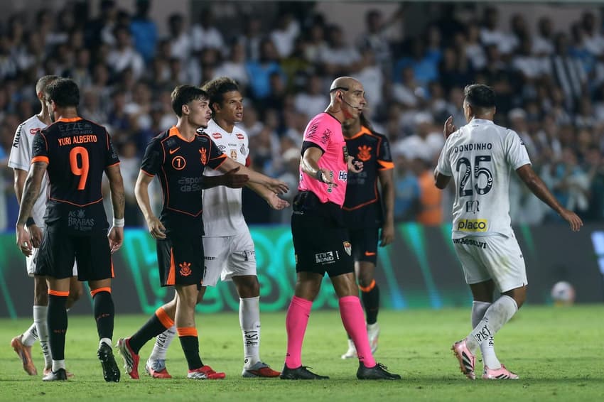 Corinthians ficou no empate com o Santos