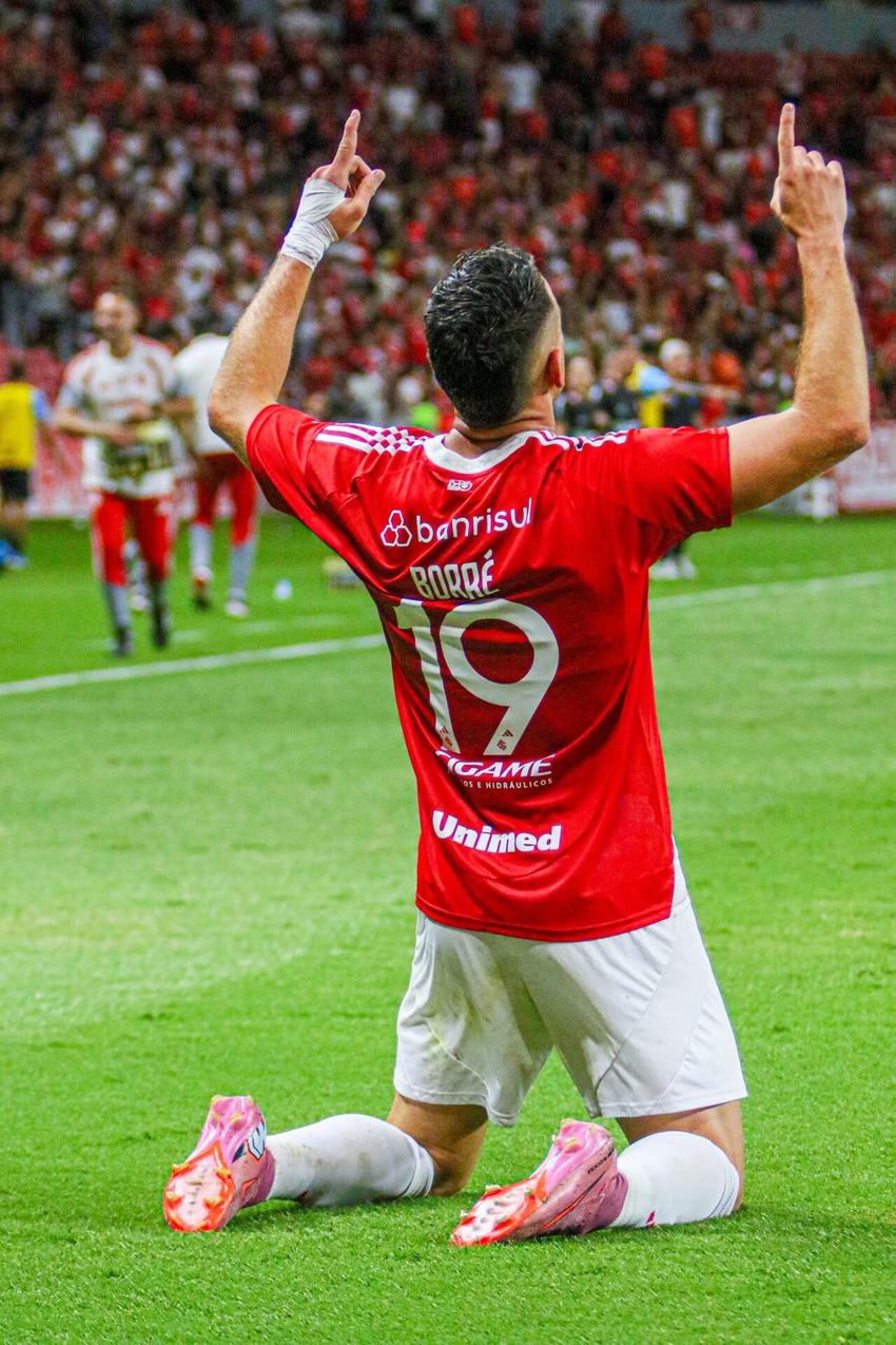 Rafael Borré, atacante do Internacional