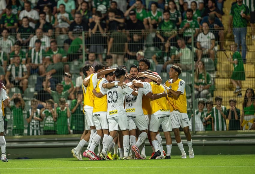 Santos volta a encontrar o São Paulo, agora na Vila Belmiro (Foto: Gilson Freitas/AgÃªncia F8/Gazeta Press) <br>