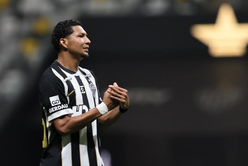 Rony vai assinar contrato de três anos com o Santos. (Foto: Gilson Lobo/Agif/Gazeta Press)
