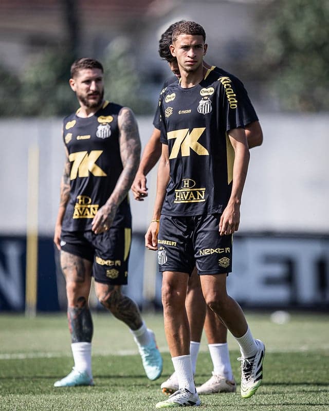 Vini Lira fez a estreia pelo profissional no Paulistão do ano passado. (Foto: Raul Baretta/ Santos FC)