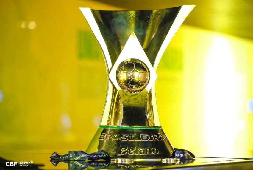 Taça troféu campeonato brasileiro brasileirão 2026