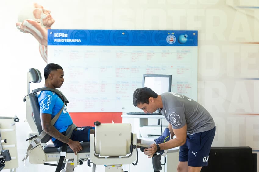 Jean Lucas passa por testes em reapresentação do Bahia (Foto: Rafael Rodrigues / EC Bahia)