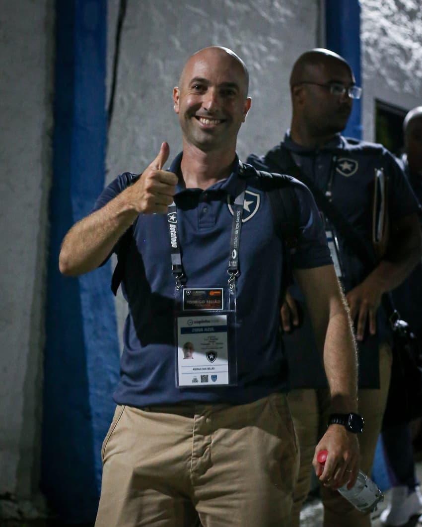 Rodrigo Bellão é o técnico do Botafogo sub-20 (Foto: Henrique Lima/Botafogo)