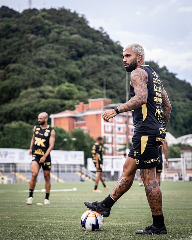 Gabriel Barbosa durante treino do Santos. (Foto: Raul Baretta/ Santos FC)