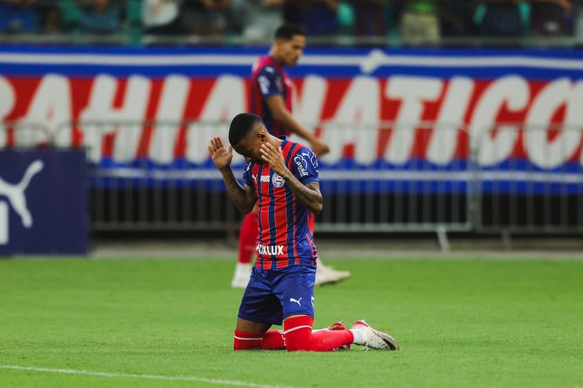 Ademir em Bahia x Barcelona de Ilhéus pelo Baianão (Foto: Letícia Martins / EC Bahia)