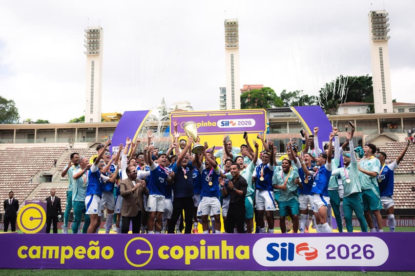 Cruzeiro campeão da Copinha (Foto: Marco Galvão / Cruzeiro)