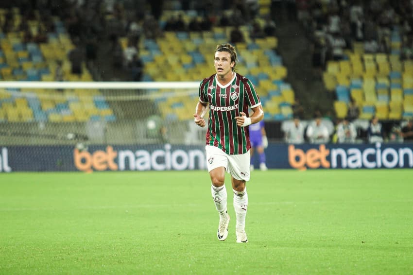 Canobbio, do Fluminense, em ação contra o Flamengo (Foto: Leonardo Brasil/Fluminense)