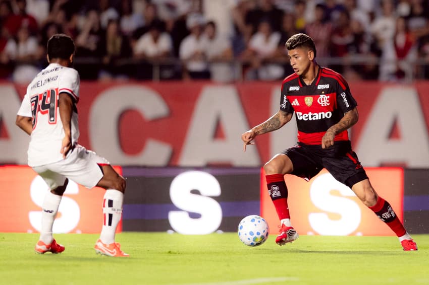 Carrascal durante São Paulo x Flamengo (Foto: Adriano Fontes/Flamengo)