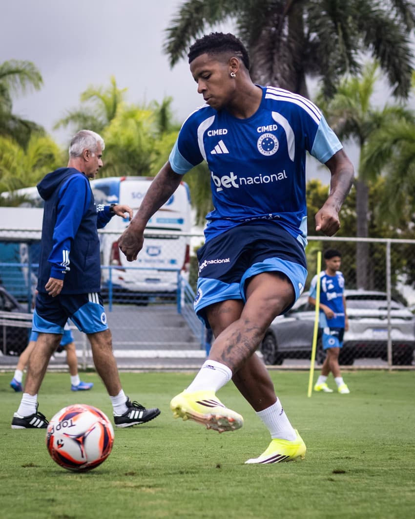 Treino, na Toca 2 (Foto: Gustavo Aleixo/Cruzeiro)