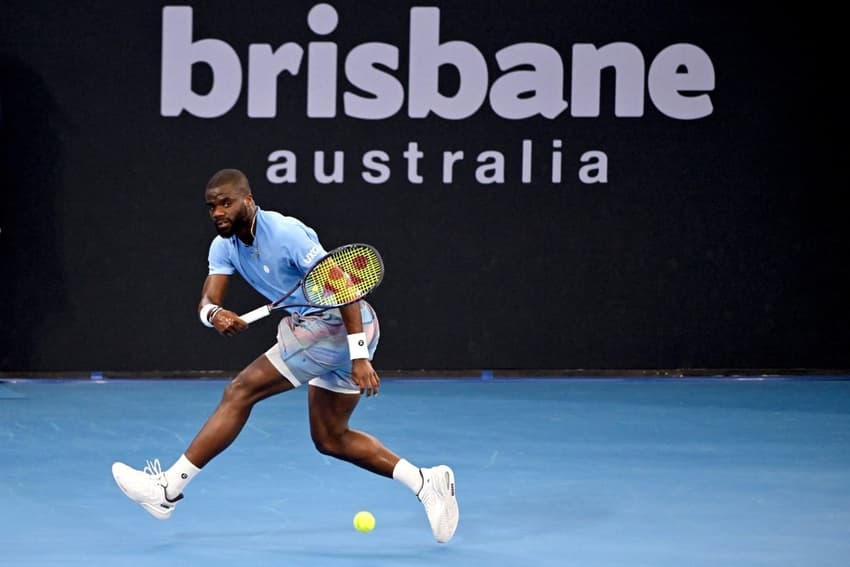 O americano Frances Tiafoe na vitória sobre o australiano Aleksandar Vukic em Brisbane (Foto: William WEST / AFP)