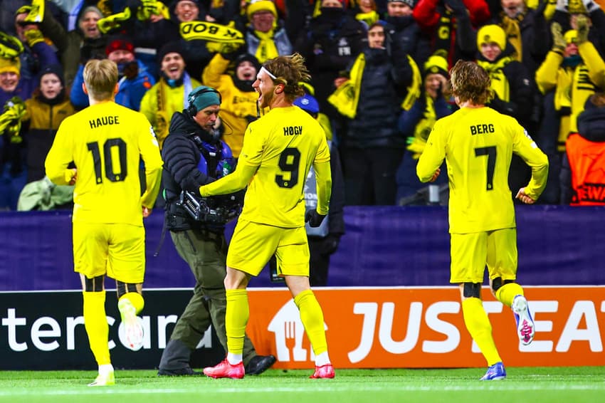 Jogadores do Bodø/Glimt comemoram gol na vitória contra o Manchester City (Foto: Mats Torbergsen / NTB / AFP) / Norway OUT / NORWAY OUT