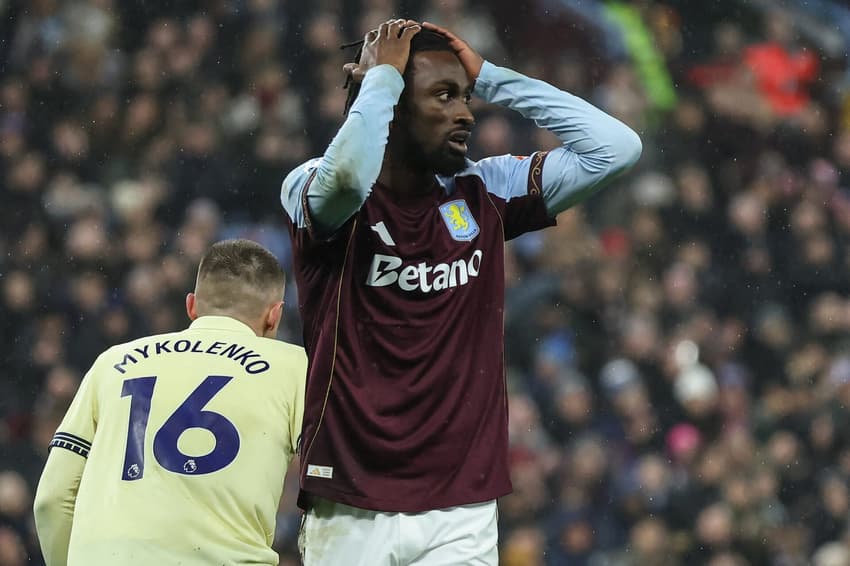 Pela Premier League, o Everton venceu o Aston Villa por 1 a 0 (Foto: Darren Staples / AFP)