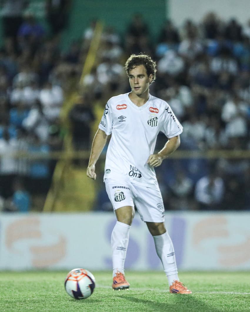 Bernardo Paias disputa a última Copinha da carreira pelo Santos. (Foto: Reinaldo Campos/ Santos FC)