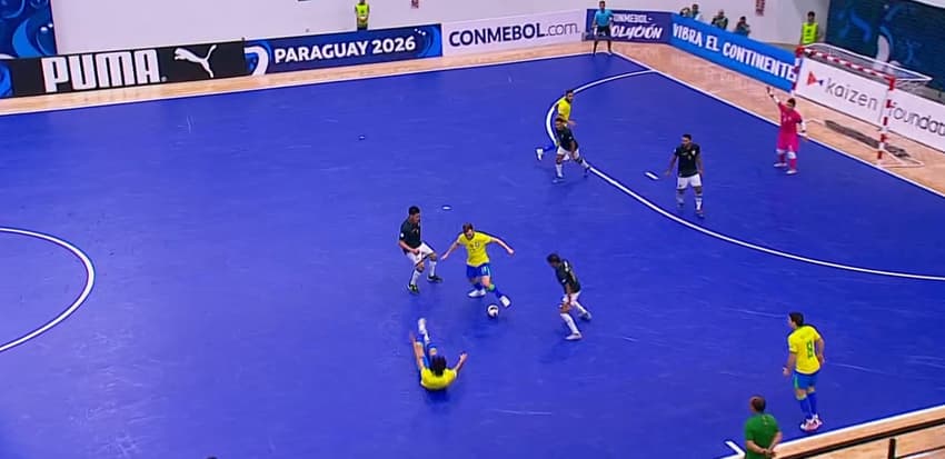 Brasil enfrentou a Bolívia na fase de grupos da Copa América de Futsal (Foto: Reprodução SporTV 2)
