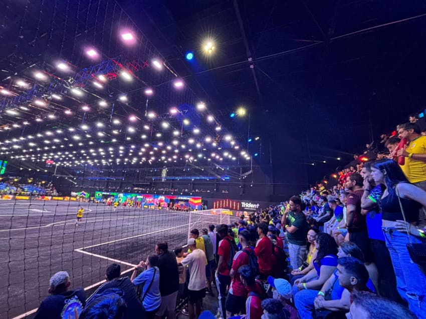 Brasil perde para Espanha na Kings World Cup (Foto: Beatriz Pinheiro/ Lance!)