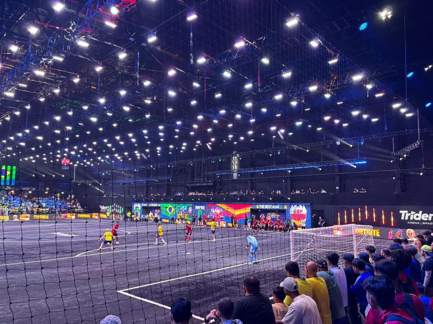 Brasil perde para a Espanha na Kings World Cup (Foto: Beatriz Pinheiro/ Lance!)