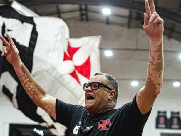 Léo Figueiró se despede do Vasco (Foto: Reprodução/ Instagram)