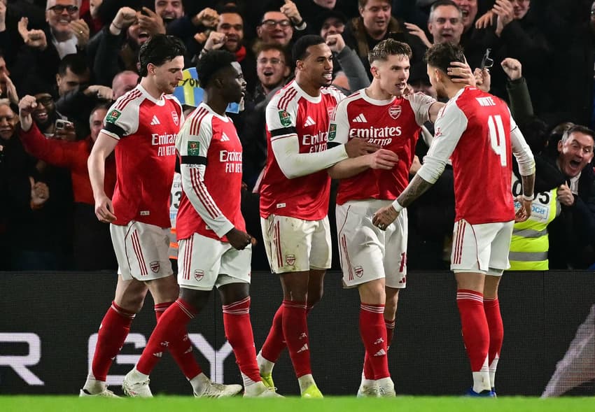 Pela Copa da Liga Inglesa, o Arsenal venceu o Chelsea por 3 a 2 (Foto: Ben STANSALL / AFP)