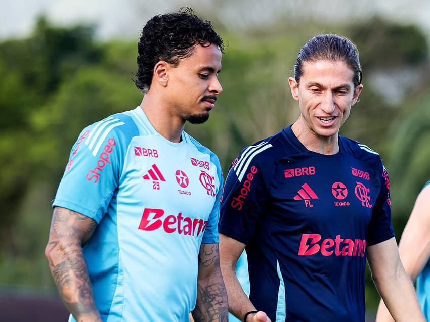 Filipe Luís Allan Flamengo treino