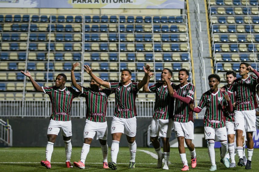 Jogadores do Fluminense comemoram vitória na Copinha
