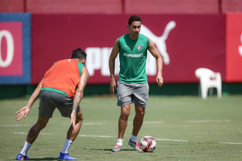 Ganso em treino do Fluminense (Foto: Marcelo Gonçalves/FFC)
