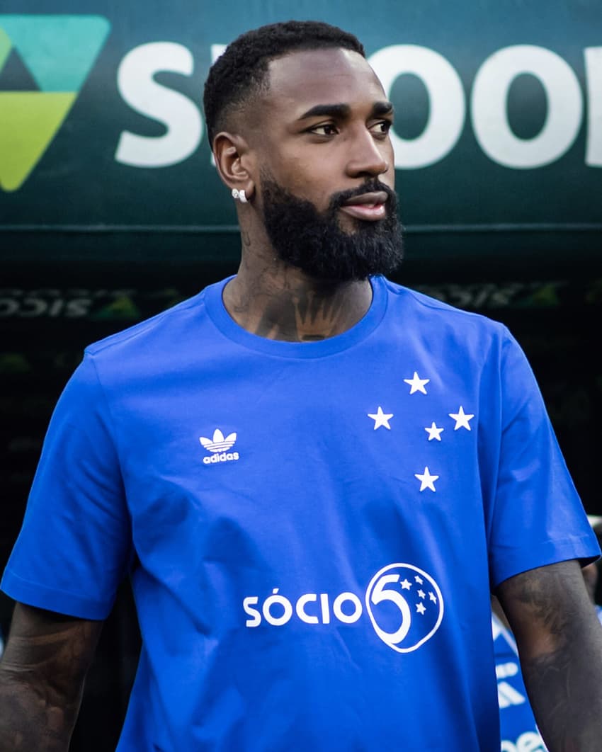 Gerson em Cruzeiro x Pouso Alegre, no Mineirão.