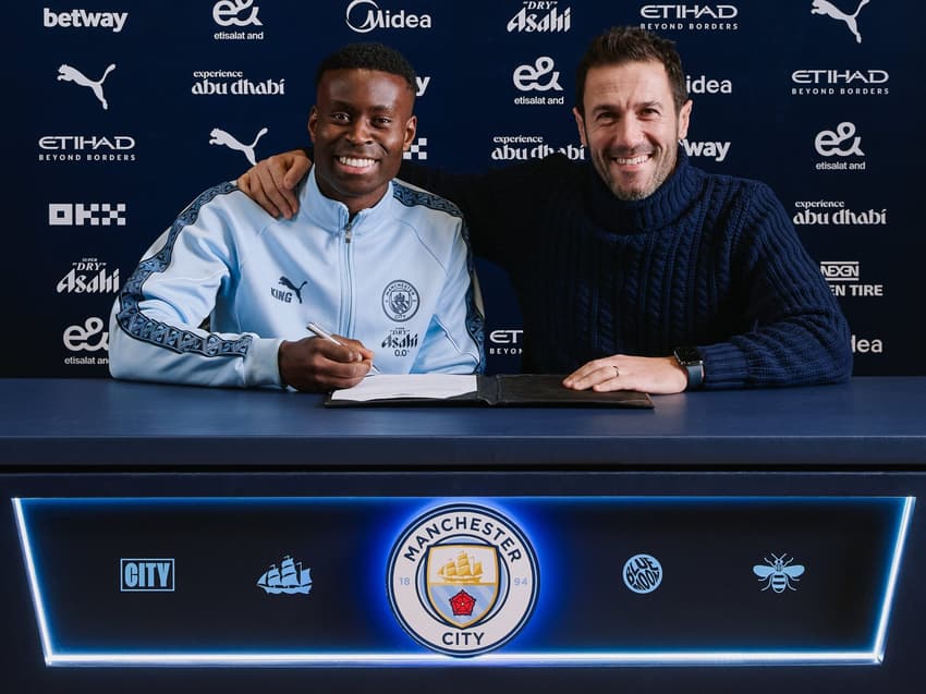 Guéhi anunciado pelo Manchester City (Foto: Reprodução/X)