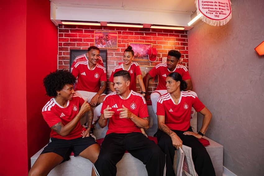 Apresentação do novo uniforme do Internacional