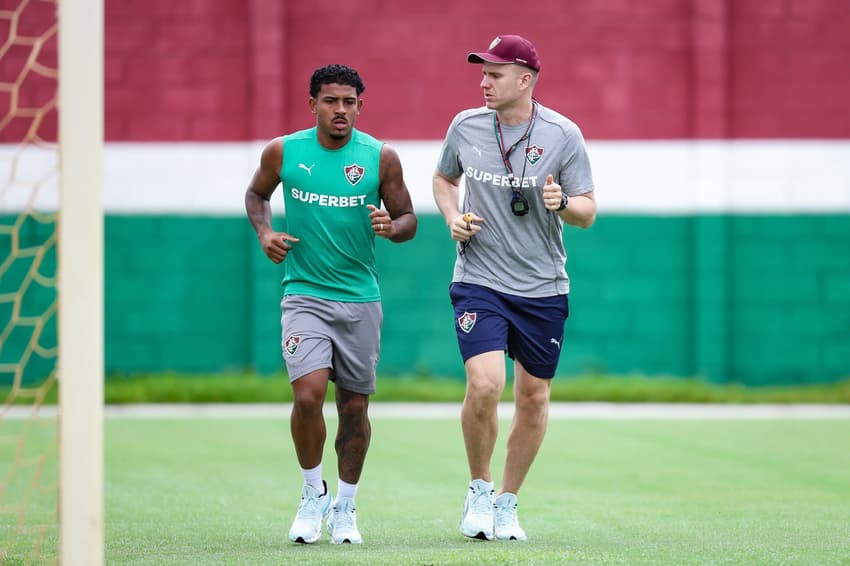 John Kennedy em treino na pré-temporada do Fluminense (Foto: Marcelo Gonçalves/FFC)