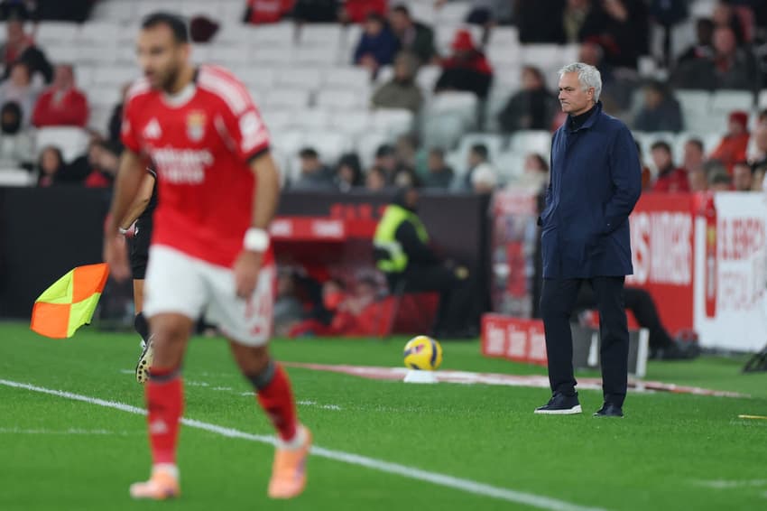 José Mourinho é treinador do Benfica (Foto: PATRICIA DE MELO MOREIRA / AFP)
