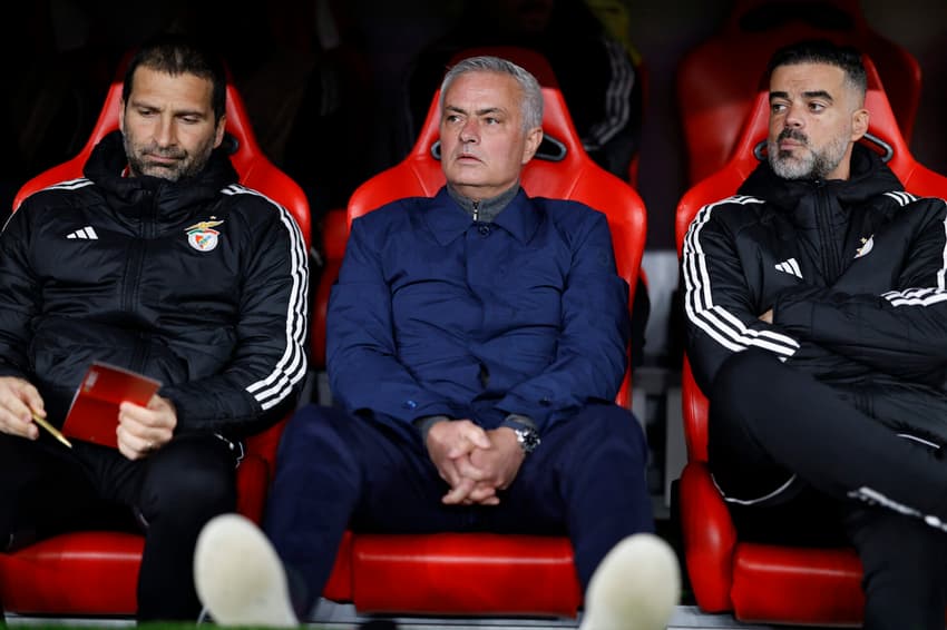 José Mourinho é treinador do Benfica (Foto: FILIPE AMORIM / AFP)