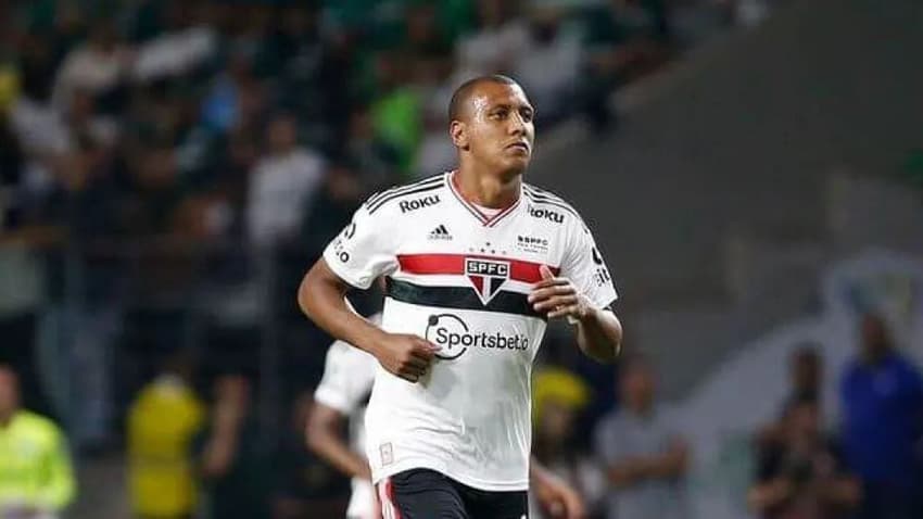 Luizão em ação pelo São Paulo (Foto: Reprodução/São Paulo)