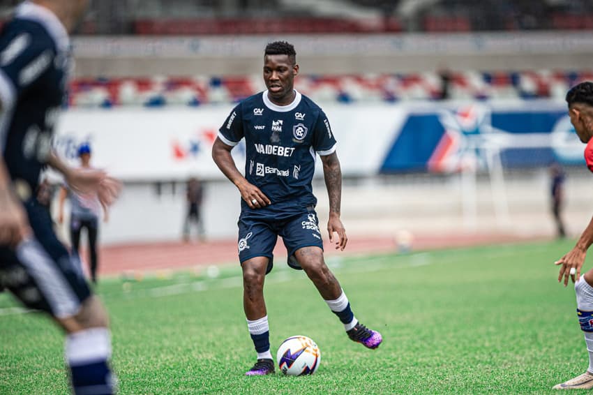 Patrick de Paula busca redenção no Remo (Foto: Samara Miranda / Remo)