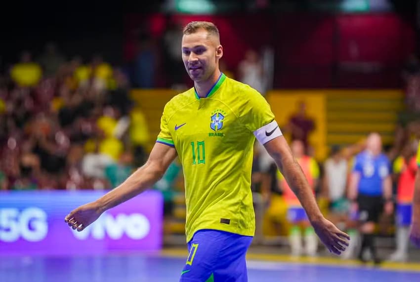 Pito, da Seleção Brasileira de Futsal (Foto: Jo Marcone)