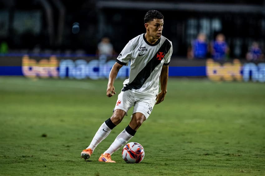 Johan Rojas Vasco Nova Iguaçu