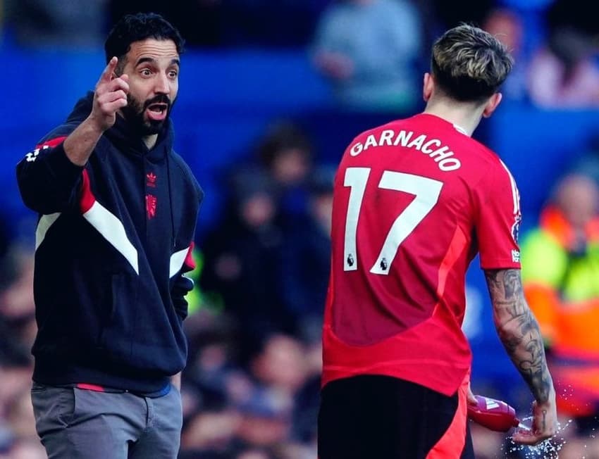 Ruben Amorim e Garnacho, no Manchester United (Foto: Reprodução/X)