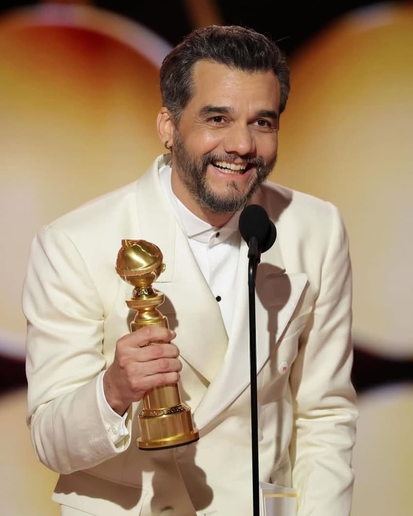 Wagner Moura, torcedor do Vitória, é premiado como melhor ator no Globo de Ouro (Foto: redes sociais)