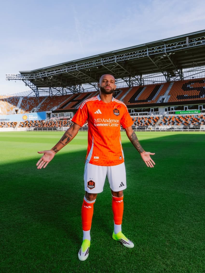 Guilherme foi o artilheiro do Santos na temporada passada com 15 gols. Atacante de 30 anos foi anunciado no Houston Dynamo, da MLS. (Foto: Divulgação/ Instagram)