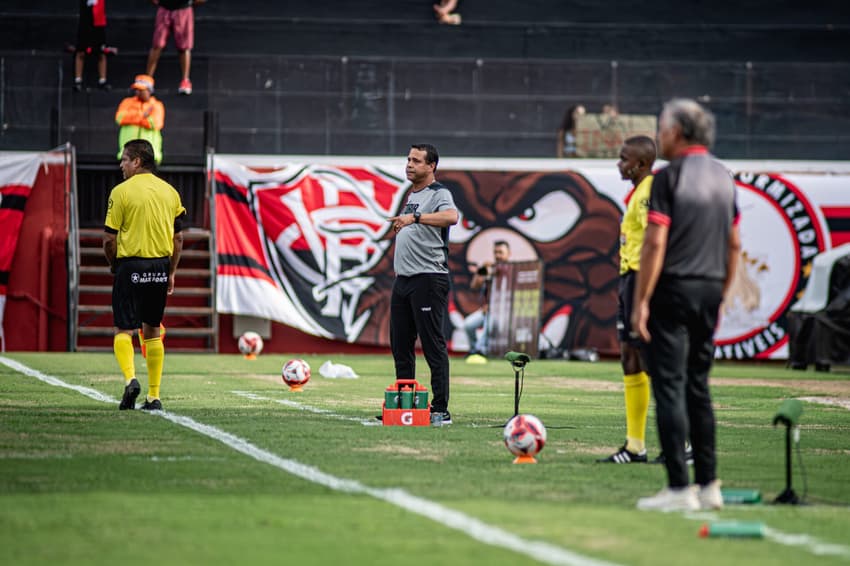 Rodrigo Chagas, treinador do Vitória no Campeonato Baiano (Foto: Victor Ferreira / EC Vitória)