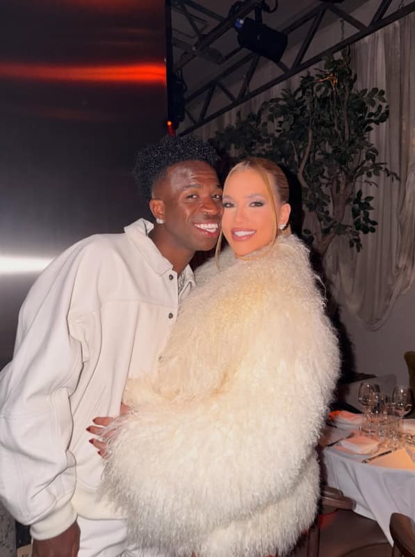 Virginia e Vini Jr passaram o ano novo juntos na Espanha (foto: Reprodução)