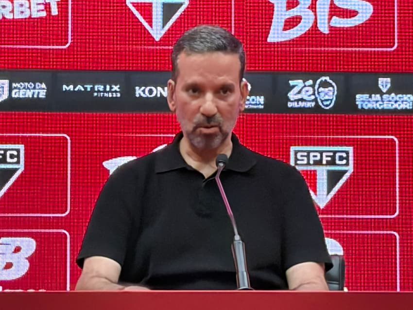 Olten Ayres esclareceu polêmicas recentes (Foto: Izabella Giannola/ Lance!)