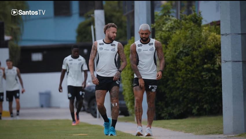Neymar e Gabigol durante treino do Santos (Foto: Divulgação/SantosTV)