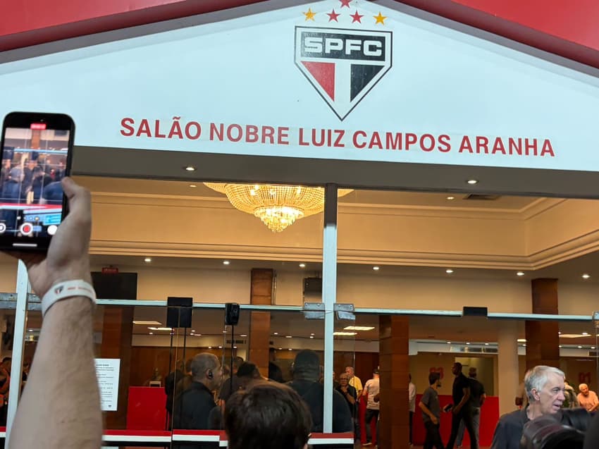 Votação será feita online (Foto: Izabella Giannola/Lance!)